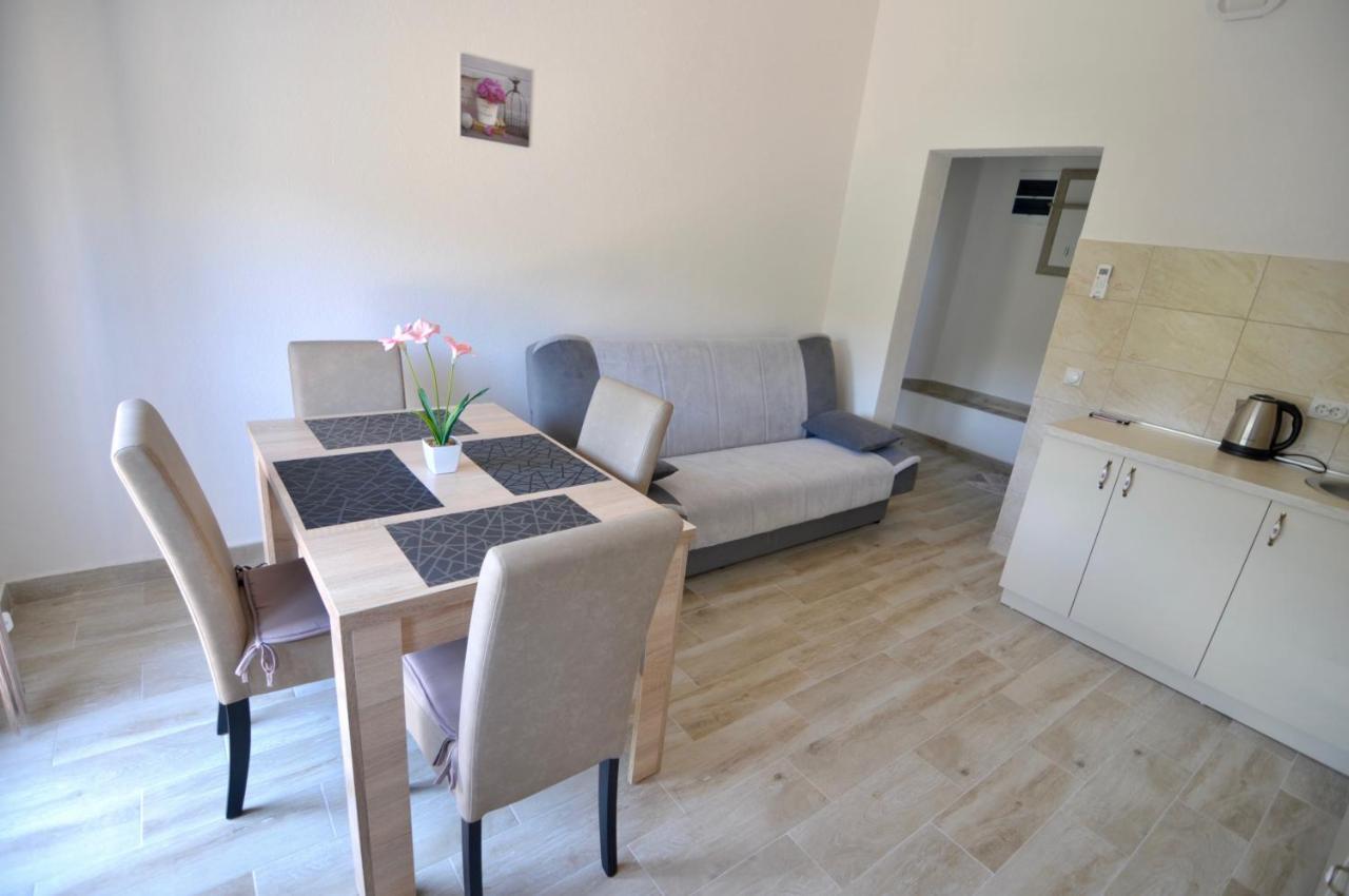 Netho Apartments Brda Mrcevac Buitenkant foto